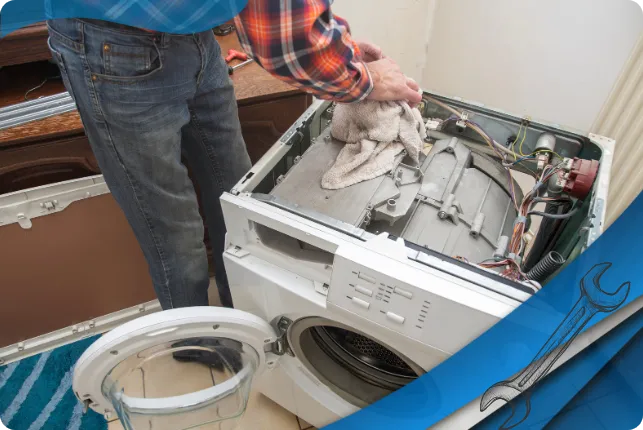 فرق عیب‌یابی اولیه (DIY) و تعمیر تخصصی برد الکترونیکی لباسشویی سامسونگ در چیست